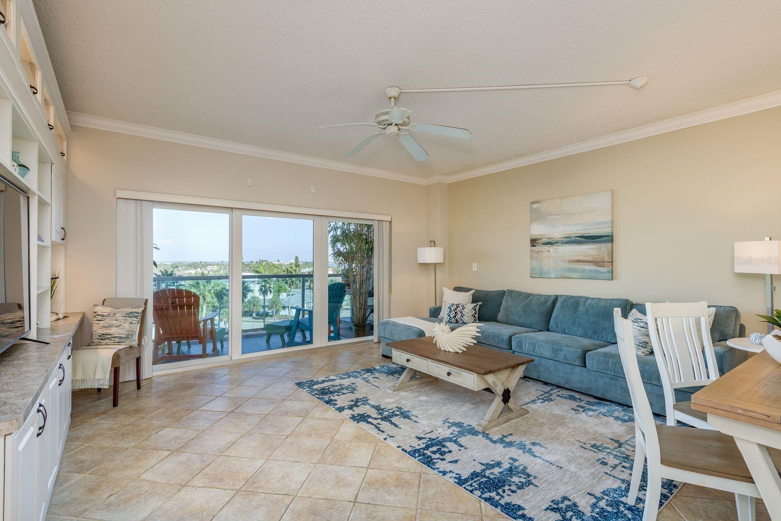 Visitors say "Wow" when they enter.