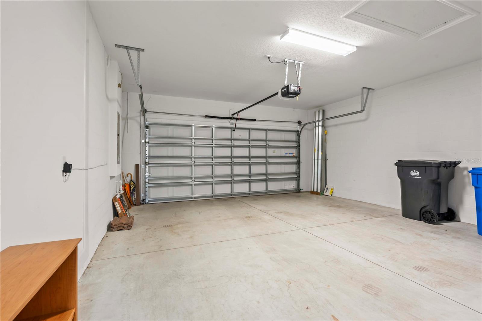 2 car garage