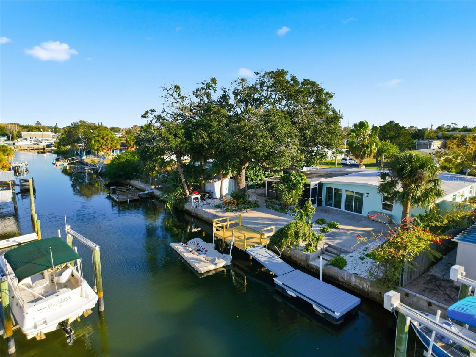 DRIVE UP, FLOATING, AND STAIONARY DOCK.