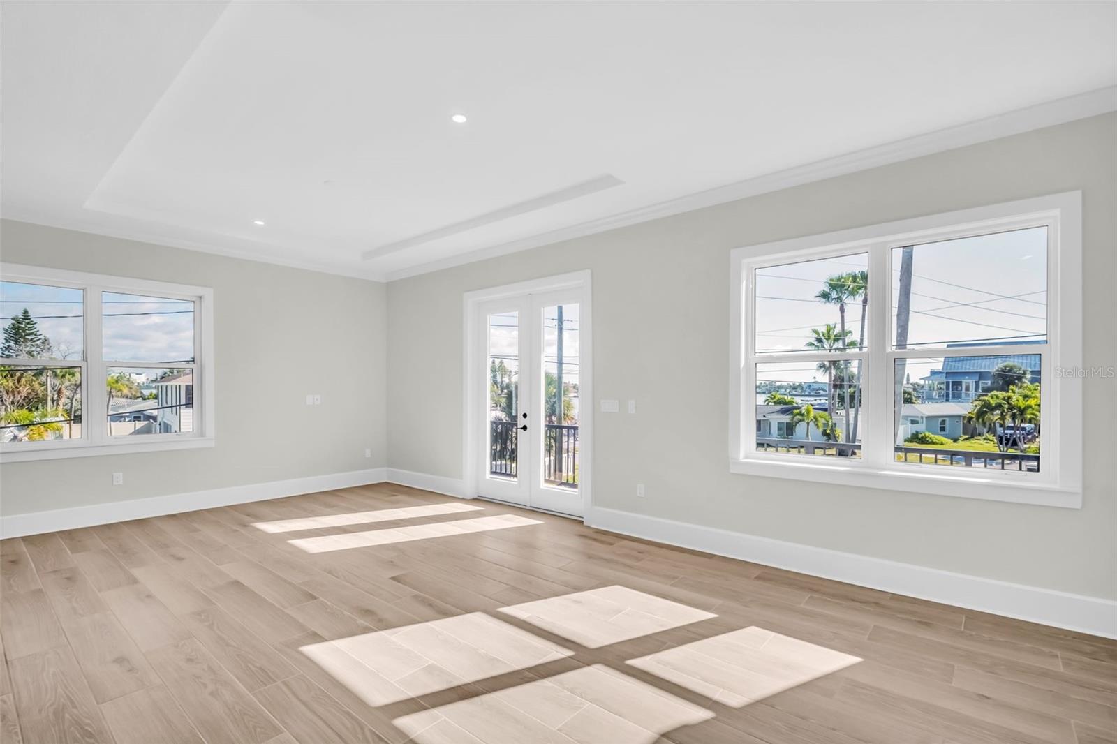 Spacious Living area with water views