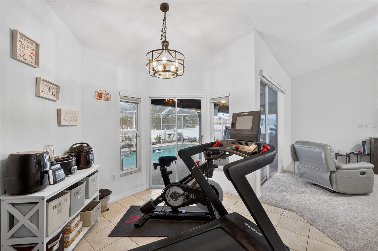 Breakfast Nook has sliding door access to Lanai and Pool area, as well as 2 windows for additional natural light.