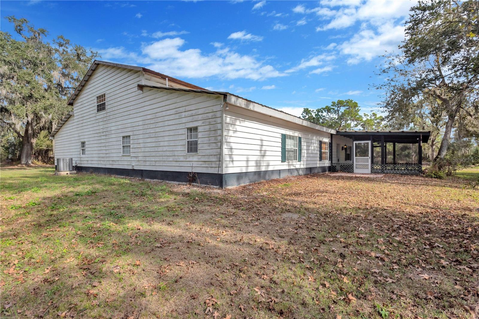 Originally built in 1990 as a pole barn and thoughtfully converted into a family residence, the home blends rustic origins with the potential to create something truly extraordinary.