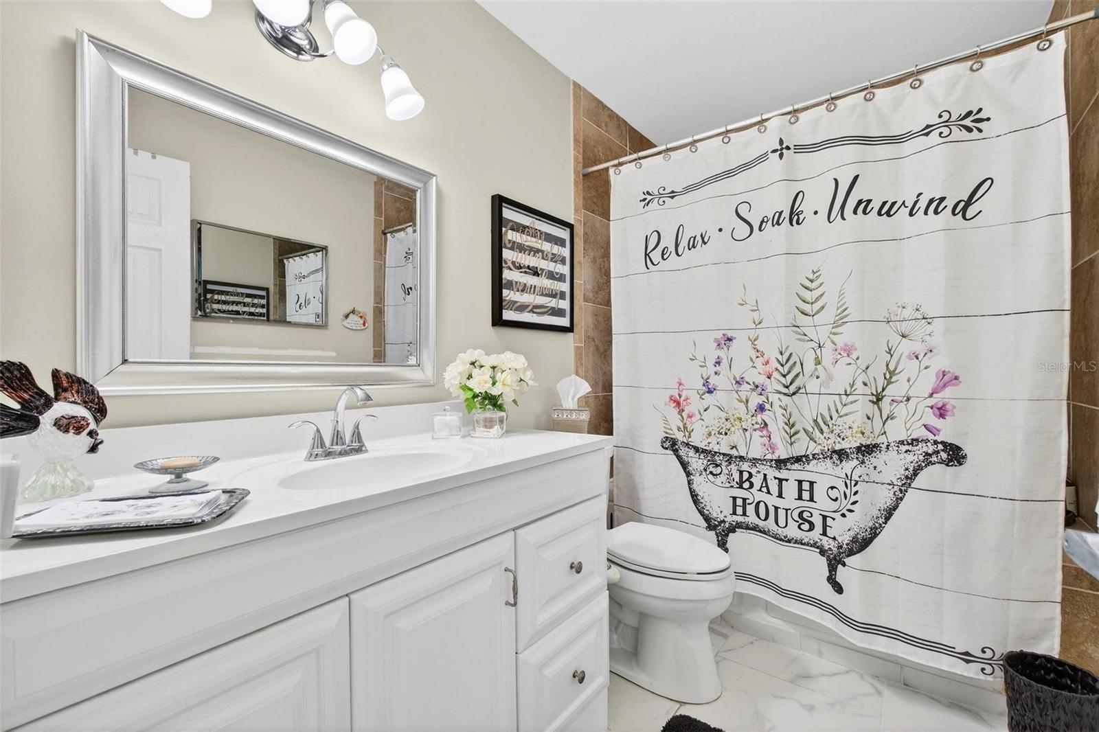Guest Bathroom w/updated vanity & fixtures
