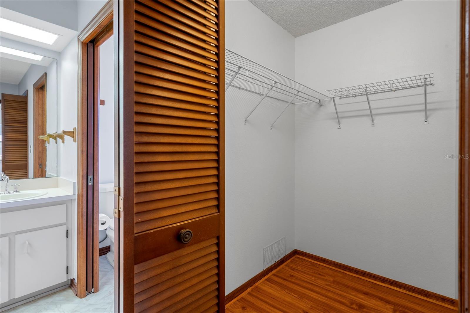 Primary suite walk in closet