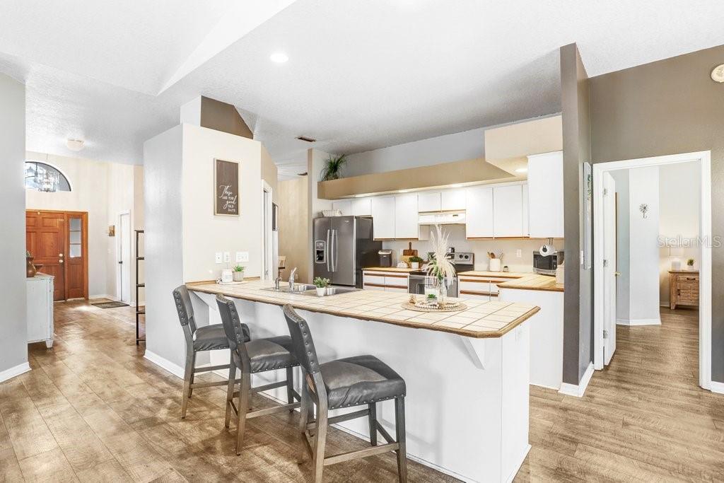 View from Lanai and family room to kitchen