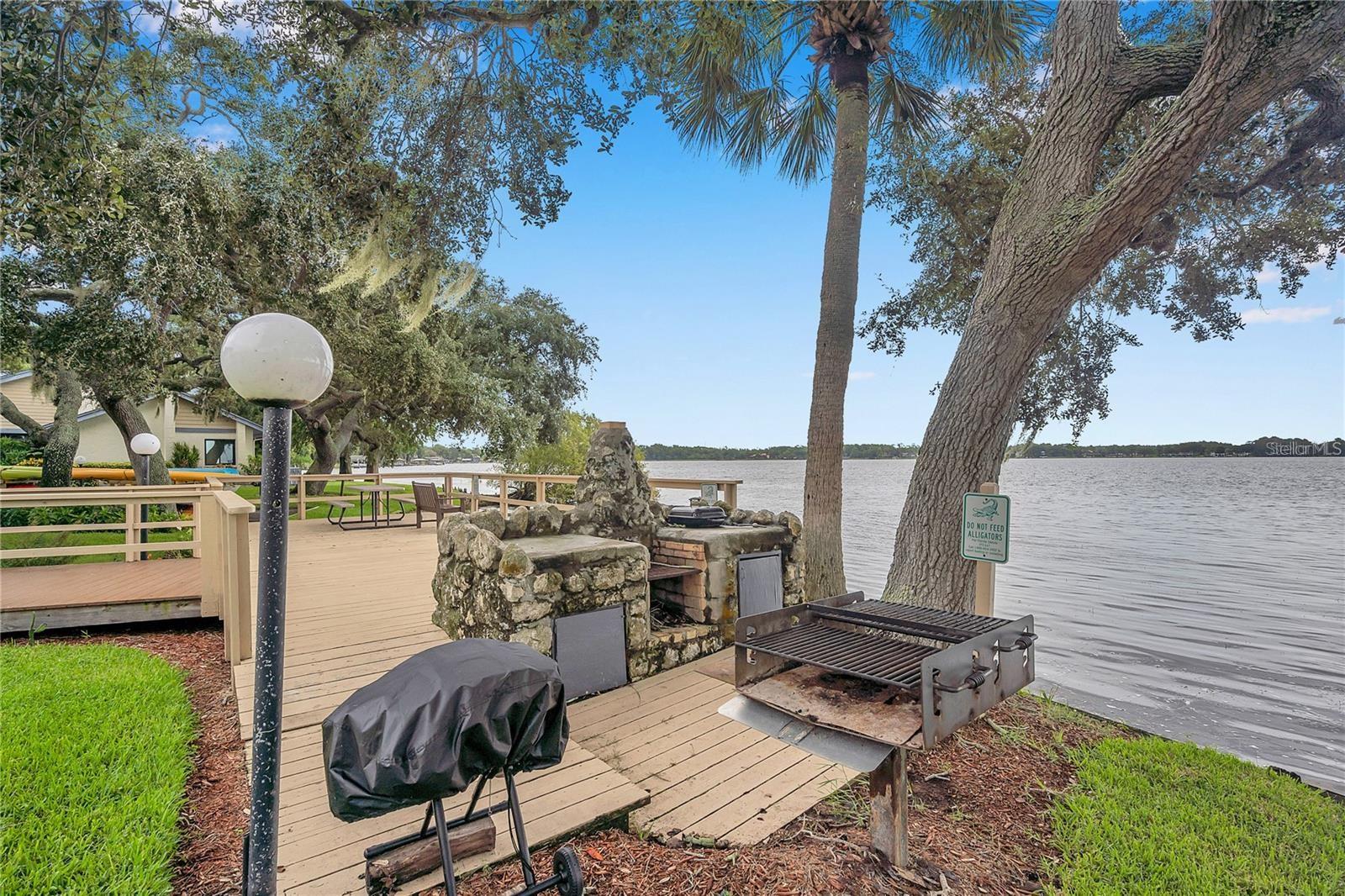Community Grill lakeside grill area