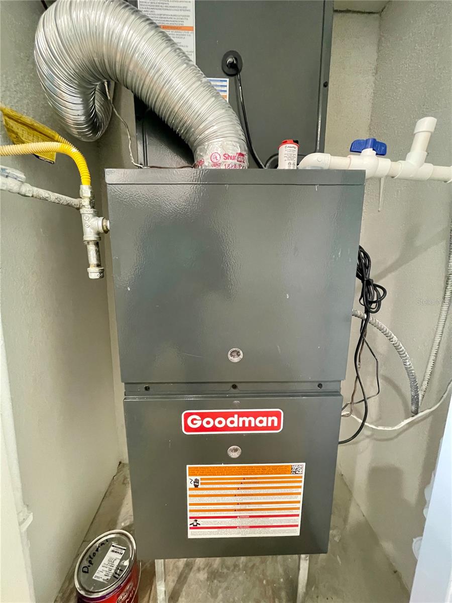 Beautiful brand new Goodman HVAC with warranty !!!