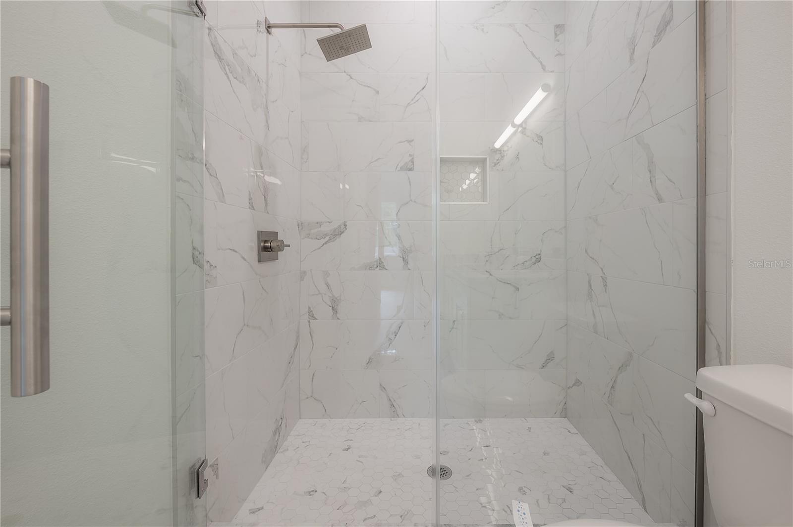 Primary En Suite Bath