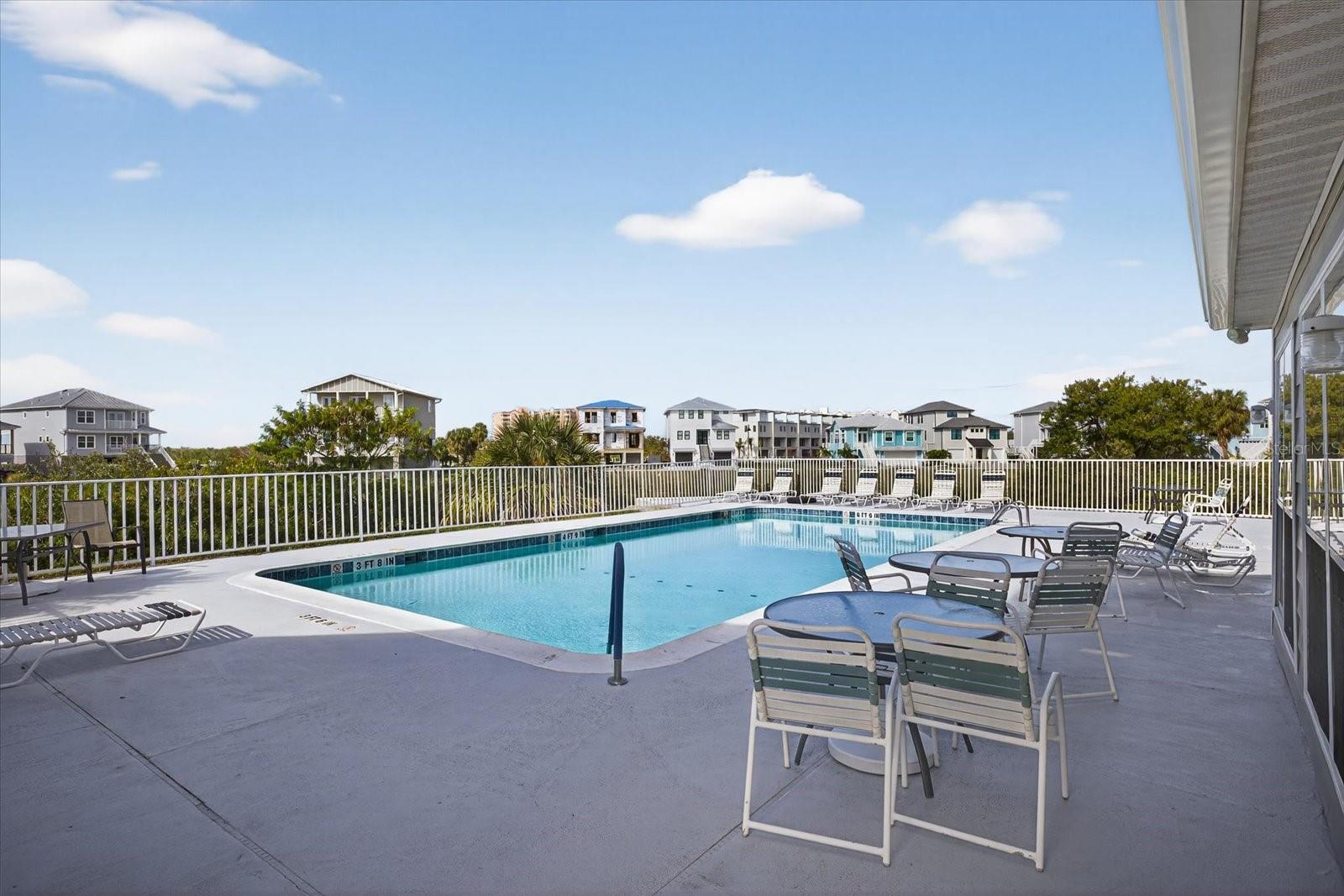 Mariners Way Clubhouse & pool