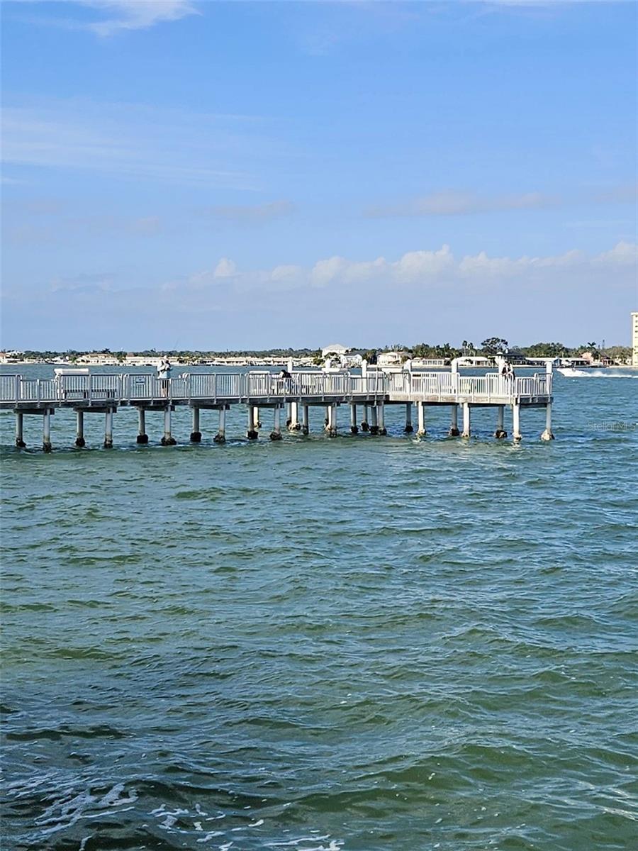 Fishing pier