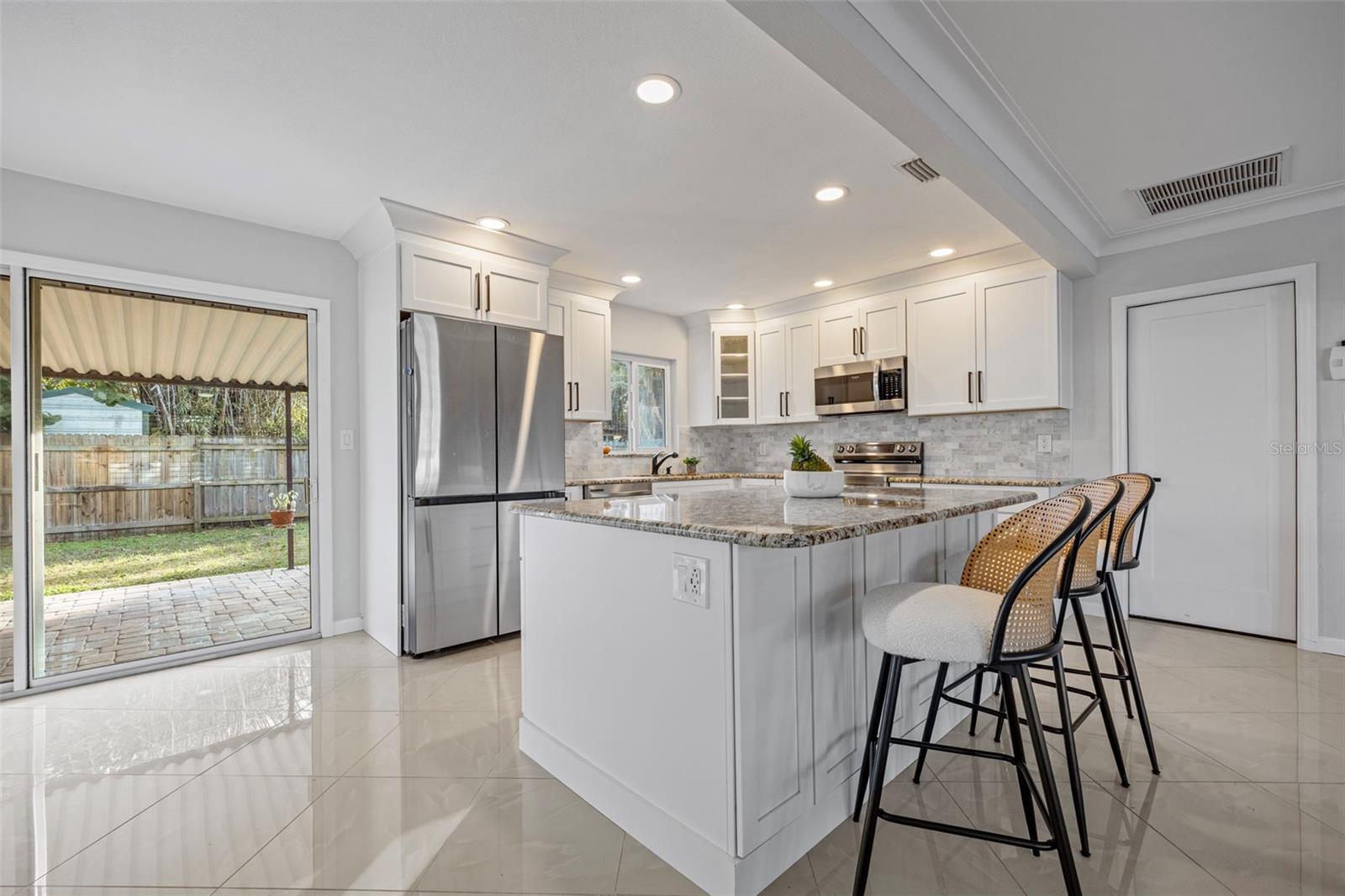 Kitchen and bar area