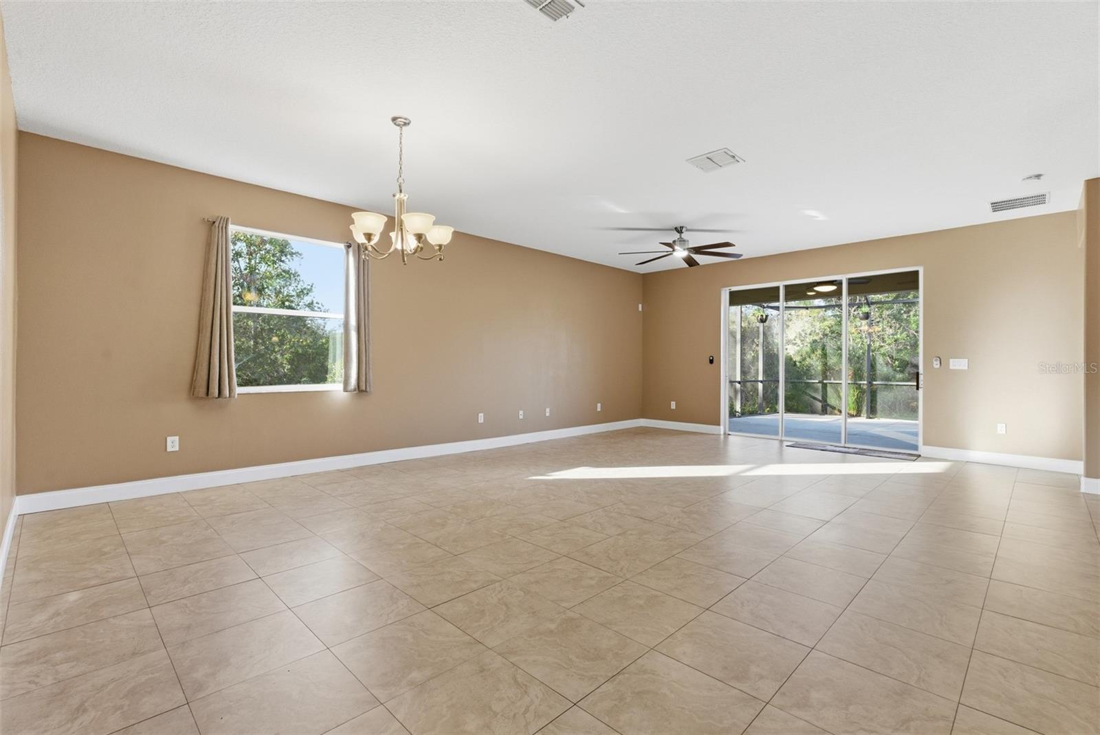 Great Room (dining and living combo)