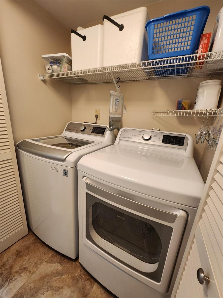 Full size washer Dryer Closet