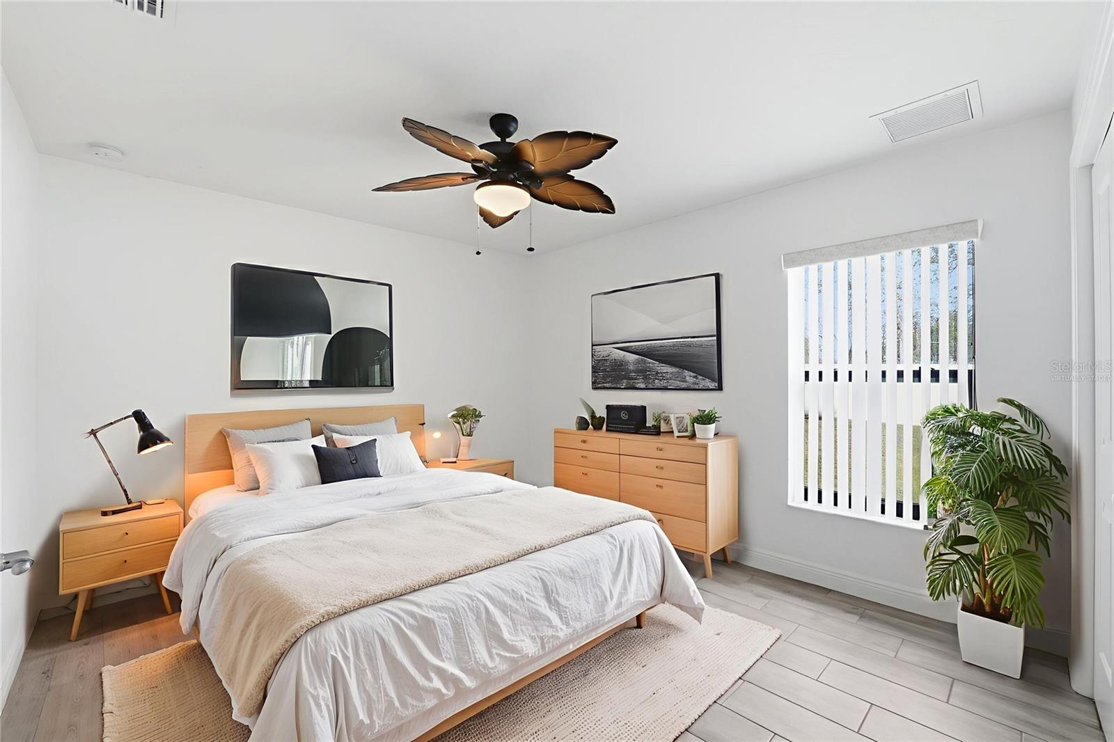 Bedroom 2(Virtually Staged)