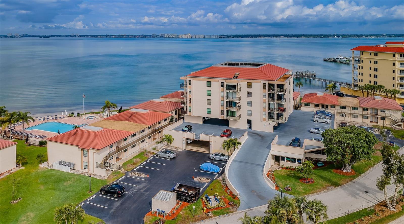 Casa del Mar I - Bldg A - surrounded by the Bay
