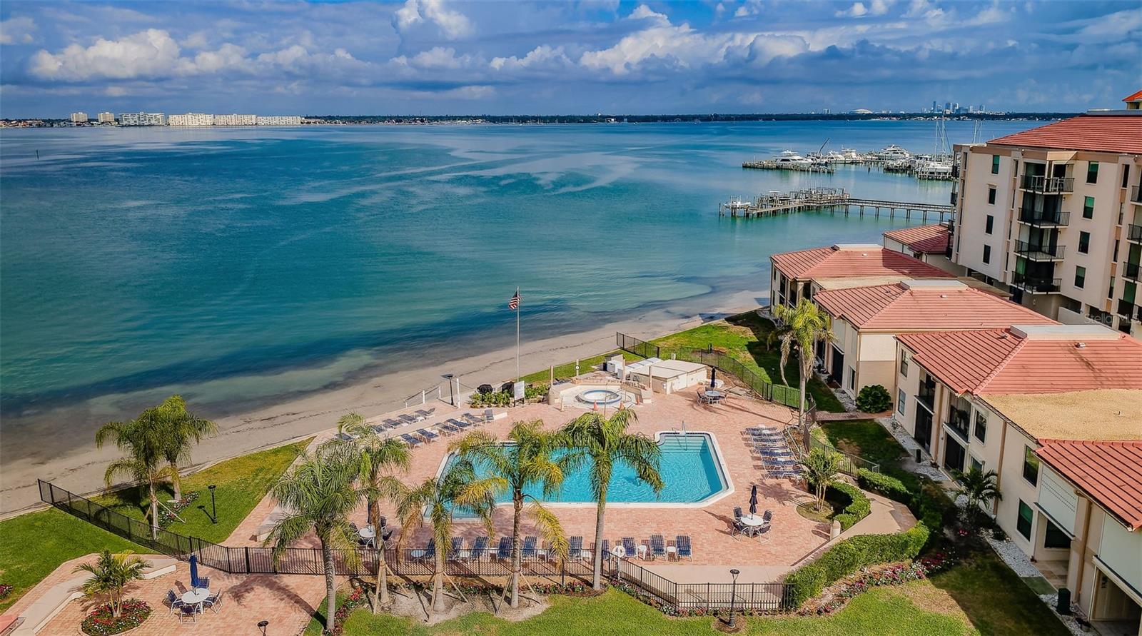 Extra large heated pool in Casa del Mar I