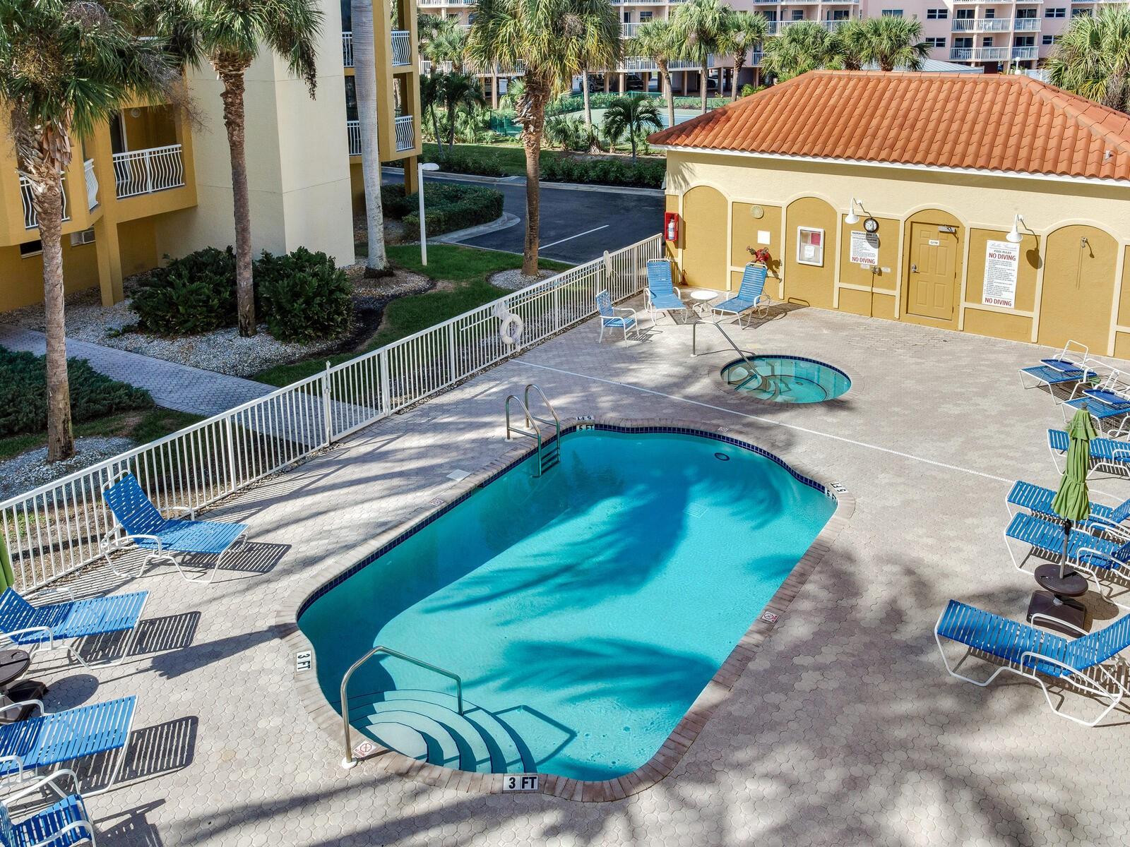 Pool with spa and fitness center