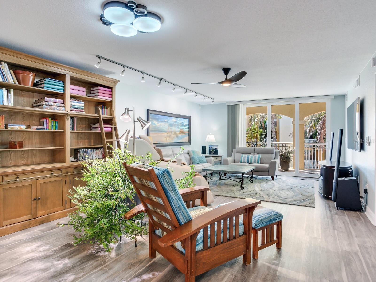 Poolside Family room