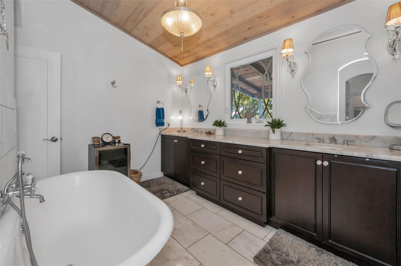 Freestanding Tub with Large Dual Vanity