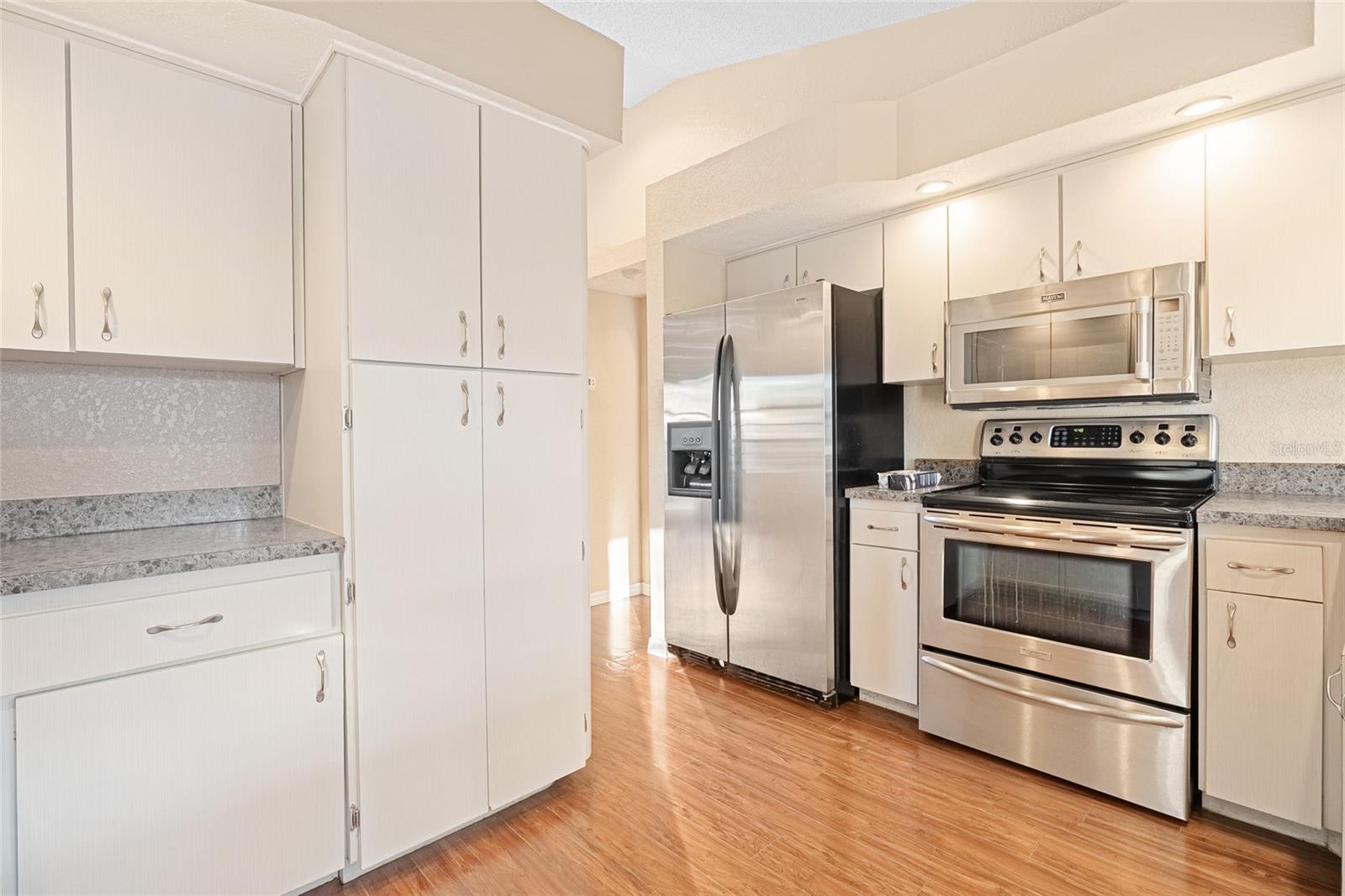 Kitchen with lots of cabinets!