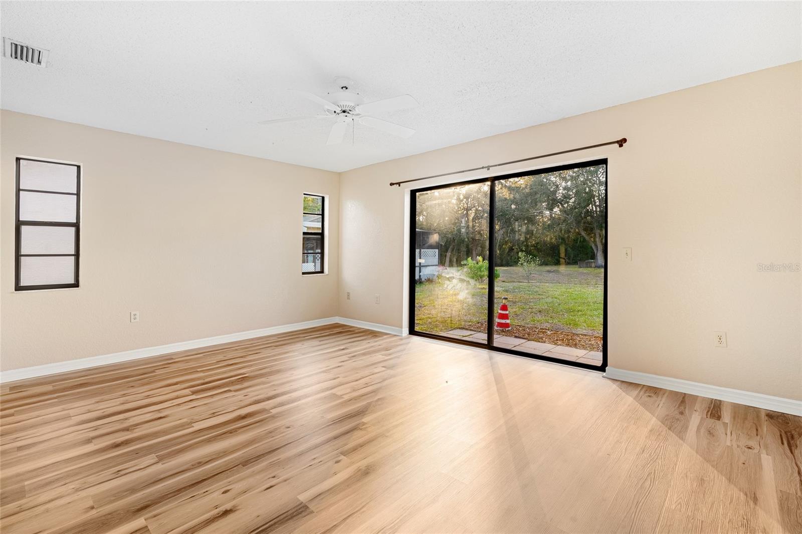 Large master bedroom with rear yard access!!!