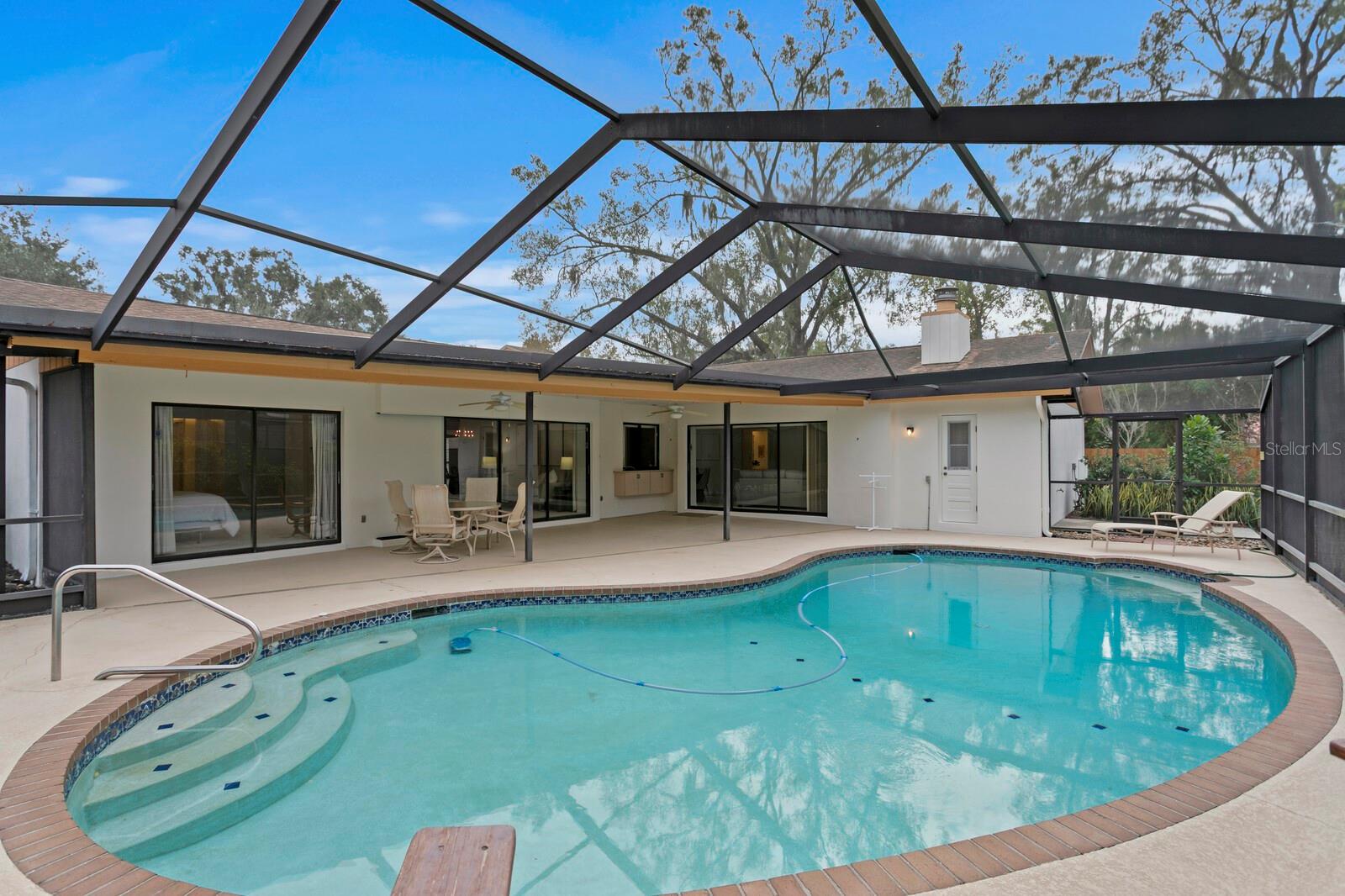 Slider Pocket Doors Open the Home to the Outdoors