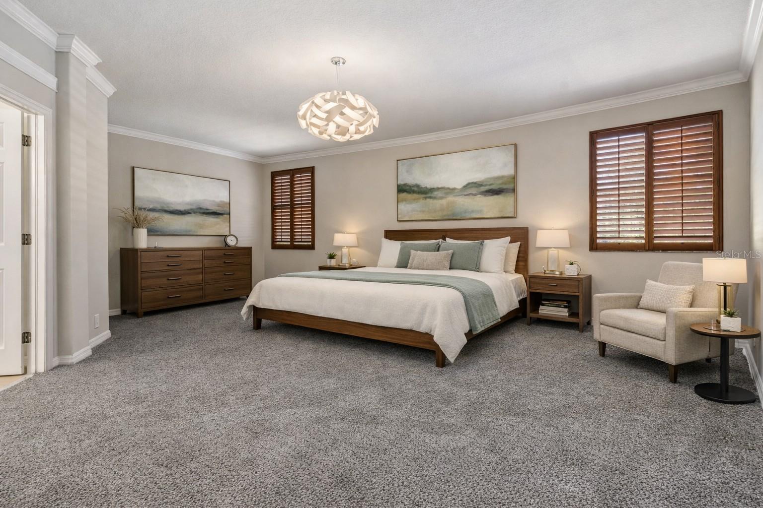 upper level primary suite