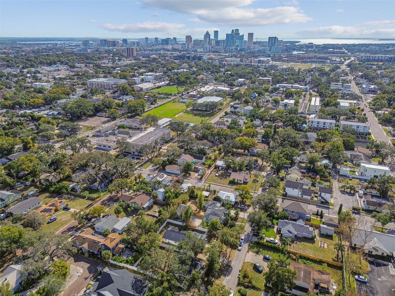 Fantastic Location within Minutes to Downtown Tampa