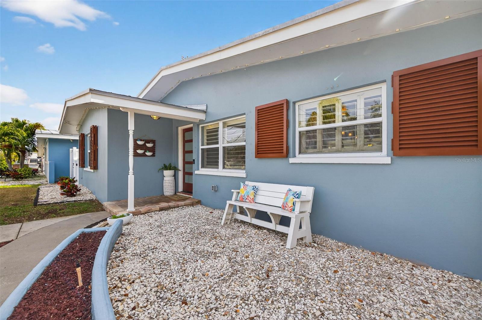 No minimum rental periods - perfect income producing vacation rental!