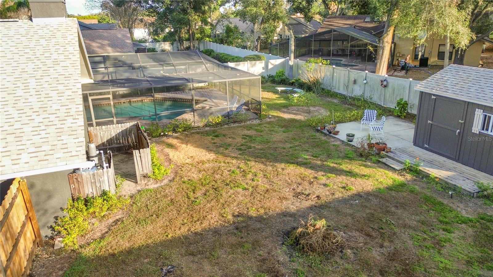 Large yard (1/3 of an acre).  The sheer on a pad is included.