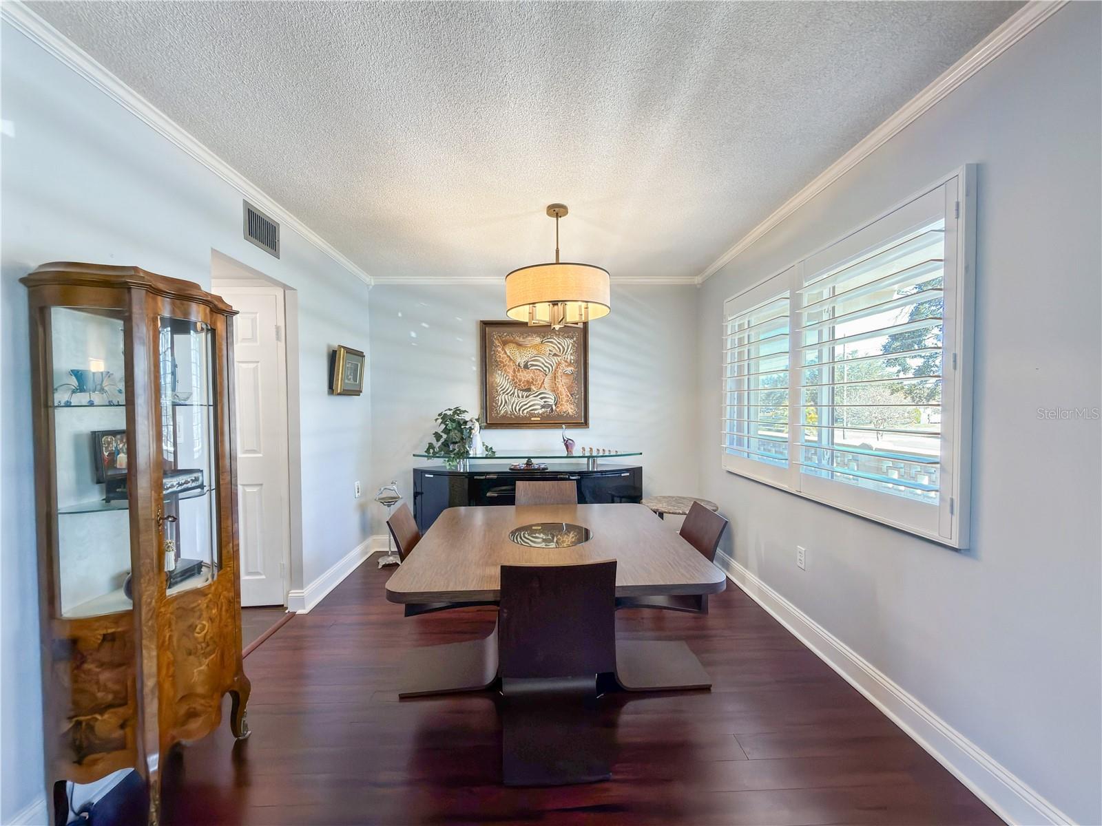 Dining Room with Luxurious Plantation Shutters