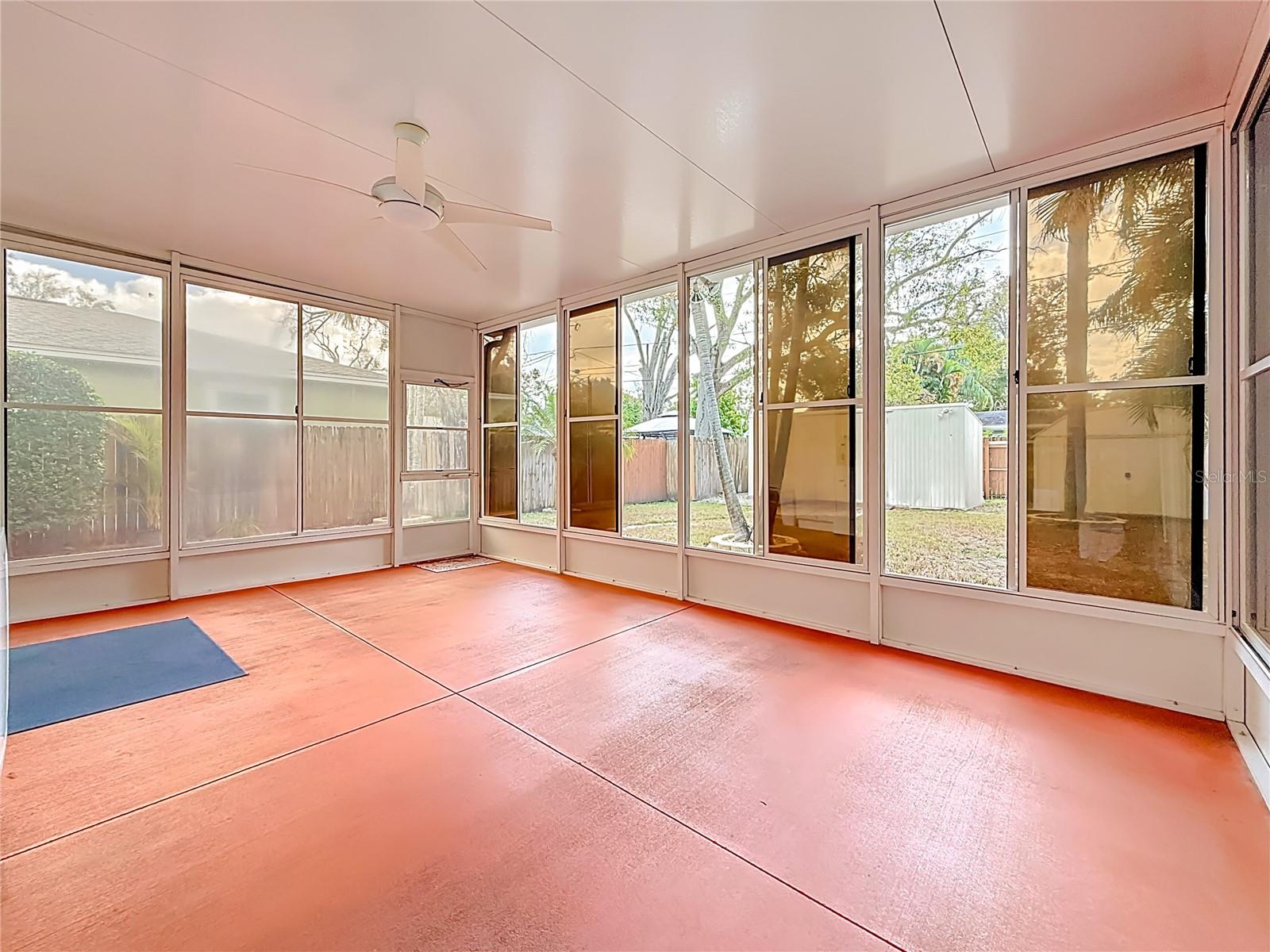 sliding vinyl windows