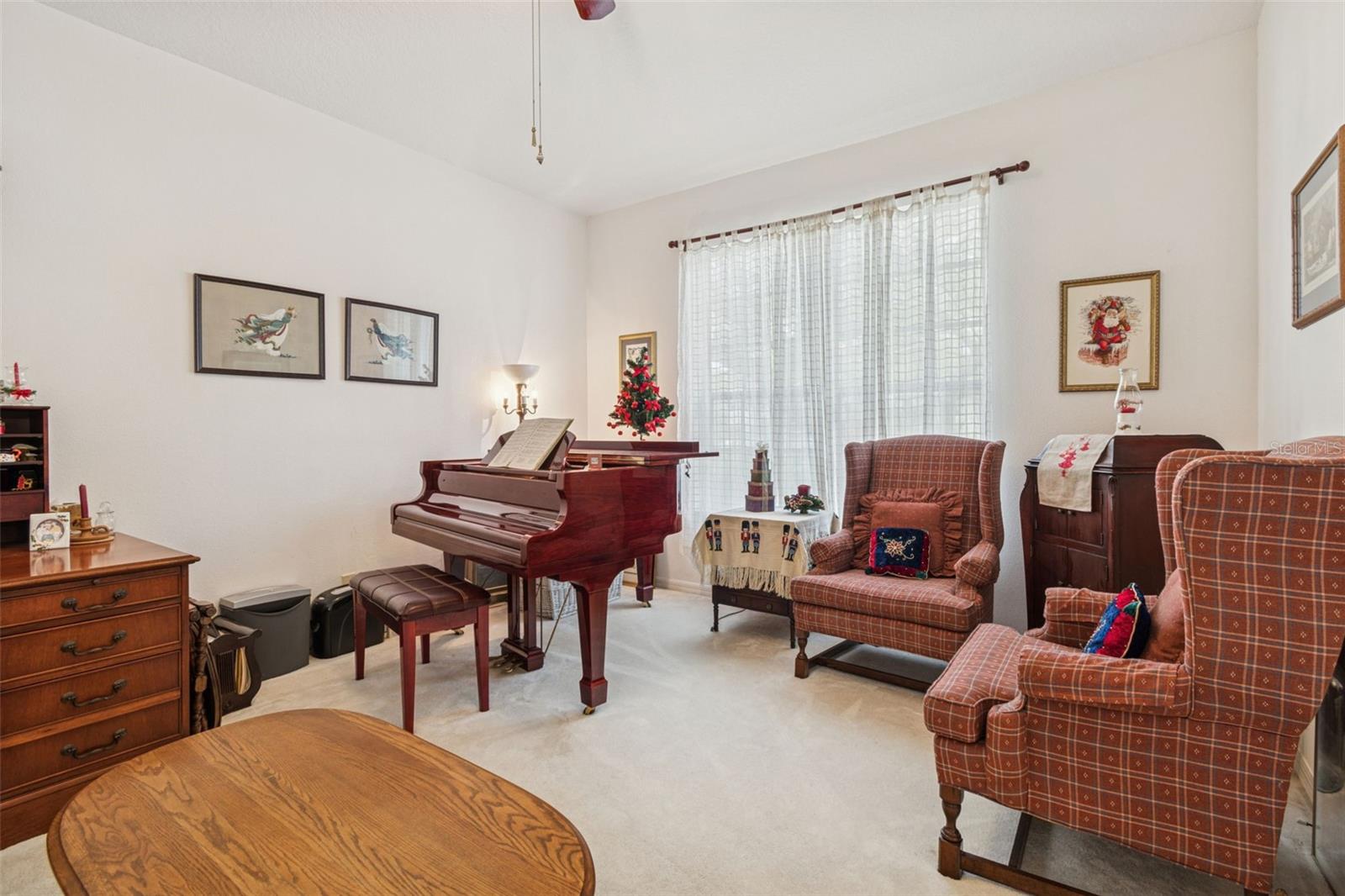 Office off front foyer/French door entry