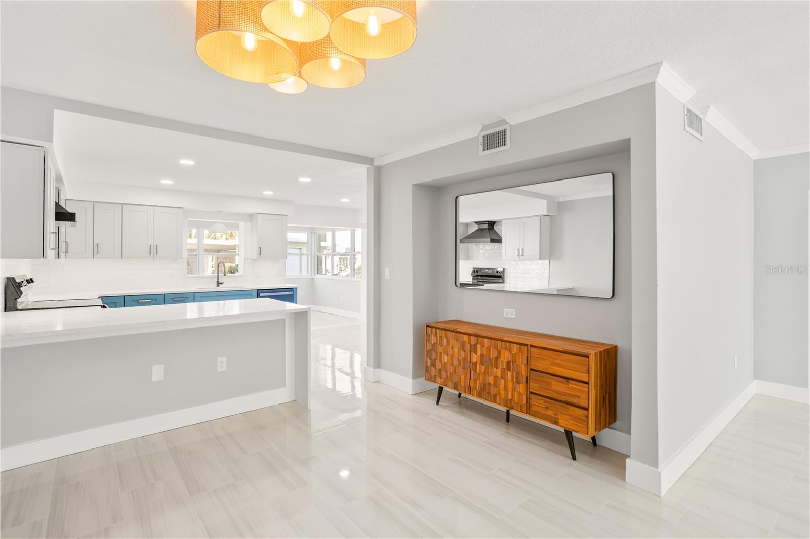 Kitchen counter seating