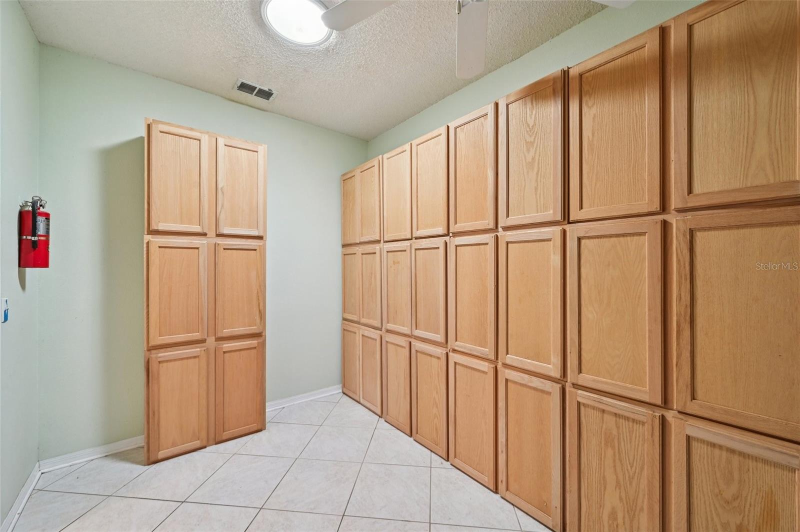 Mud room/utility room/storage