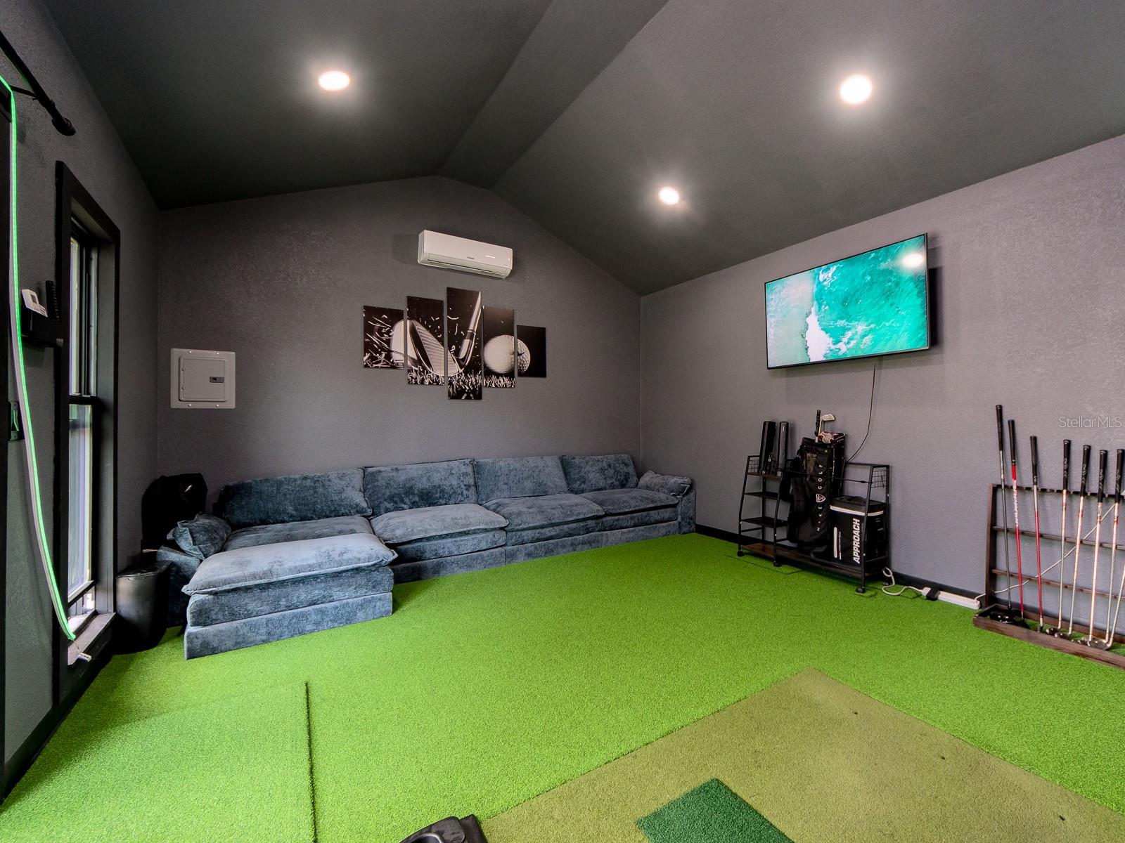 Golf Simulator/Movie Room/Bedroom