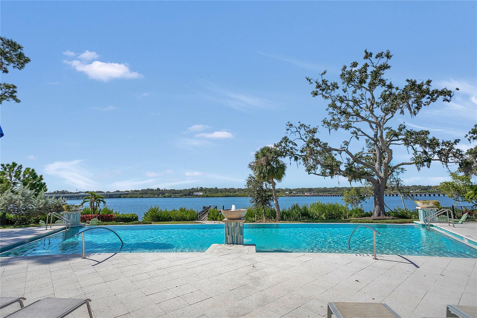 Infinity Community Pool