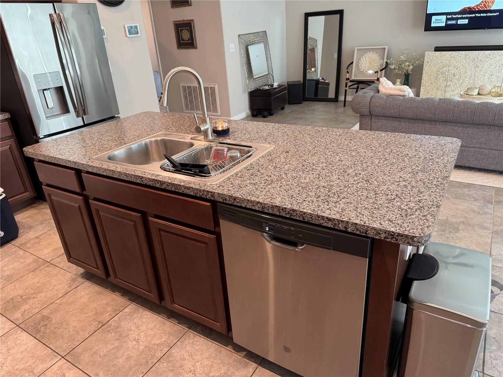 Kitchen Island to provide extra workspace when cooking