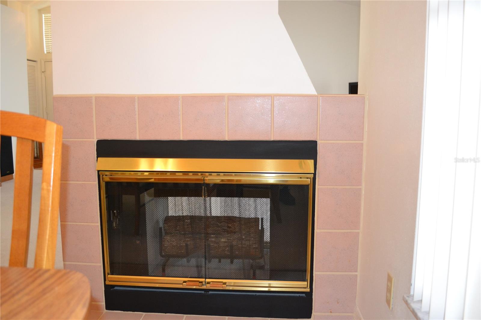 Decorative fireplace