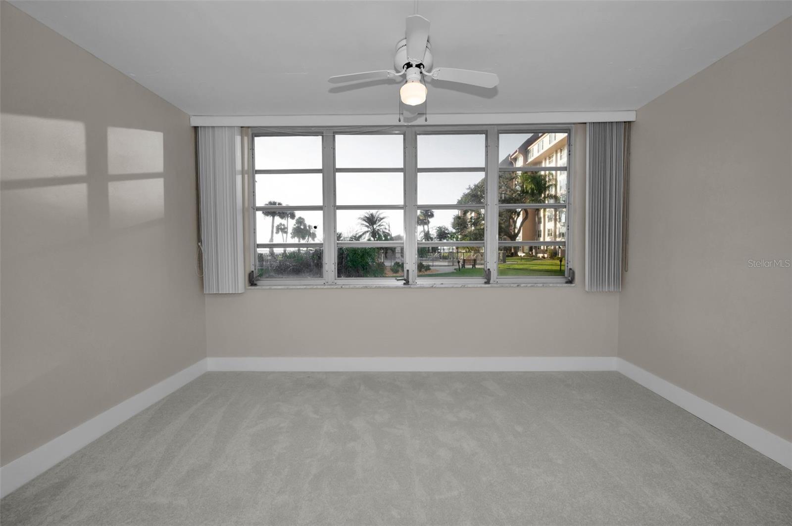 Florida Room/Bedroom