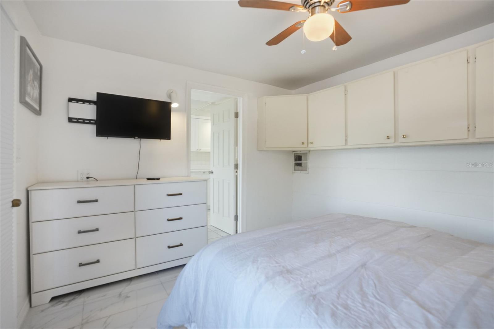 Office/potential 4th bedroom