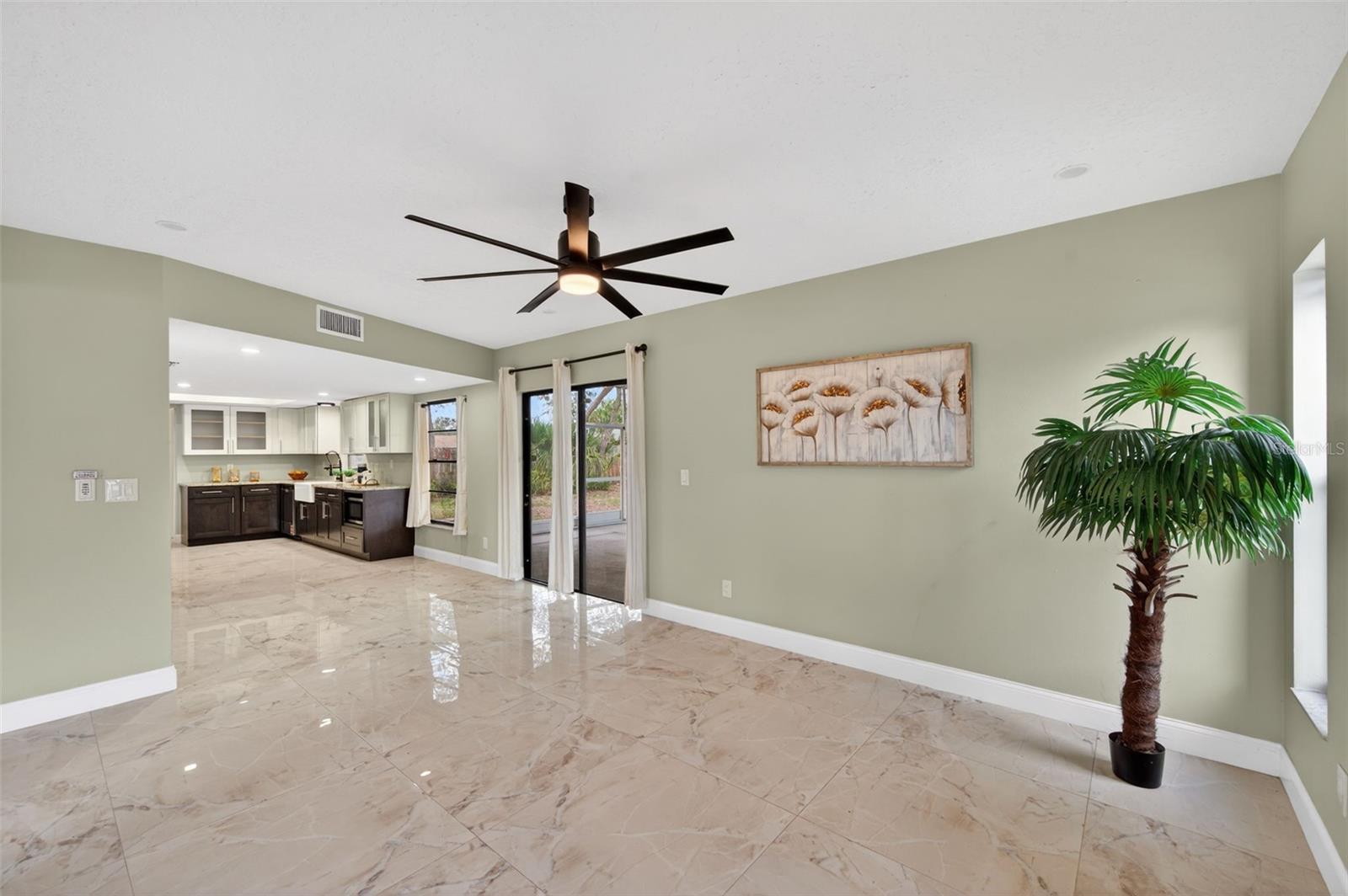 Eat in Kitchen or Bonus Space