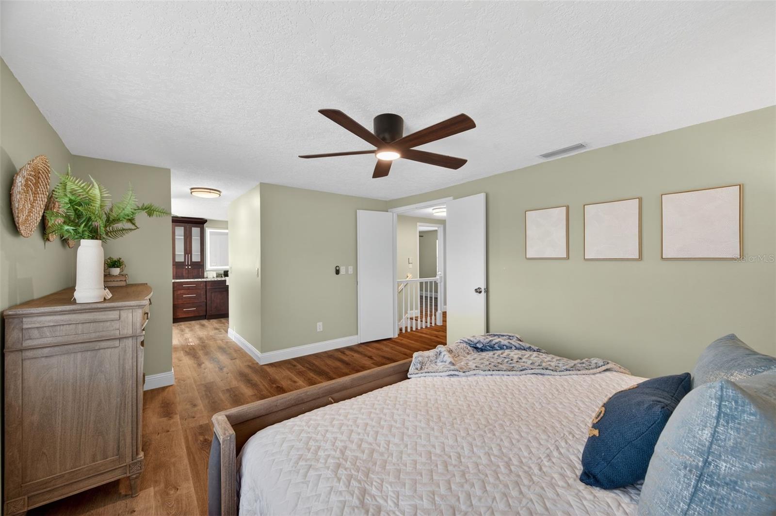 Large double door entry