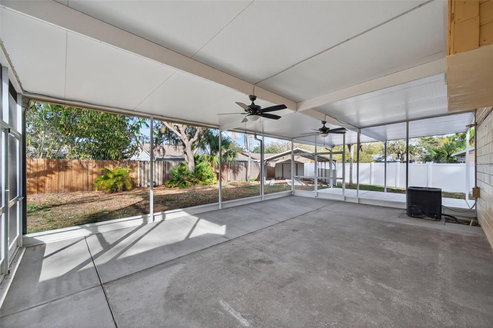 LARGE screened porch