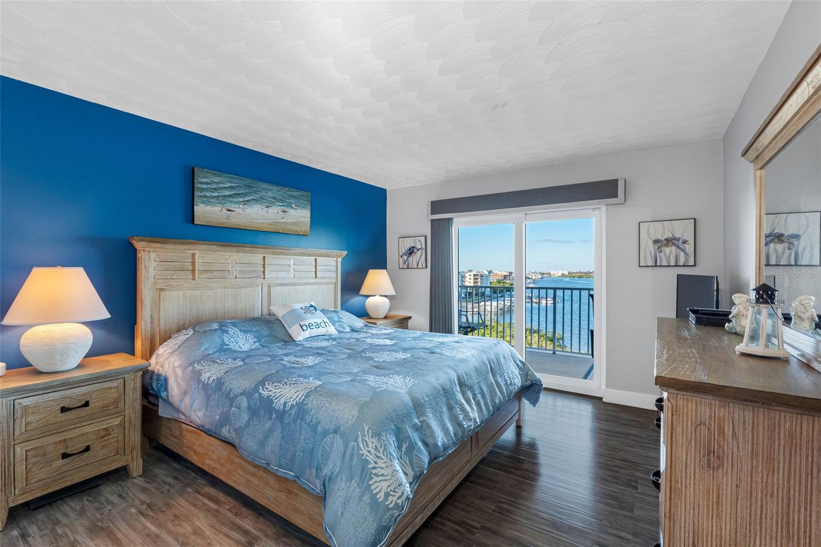 ... Primary / Master Bedroom Shot #2.. Condo Has a Split Bedroom Floorplan For Privacy.