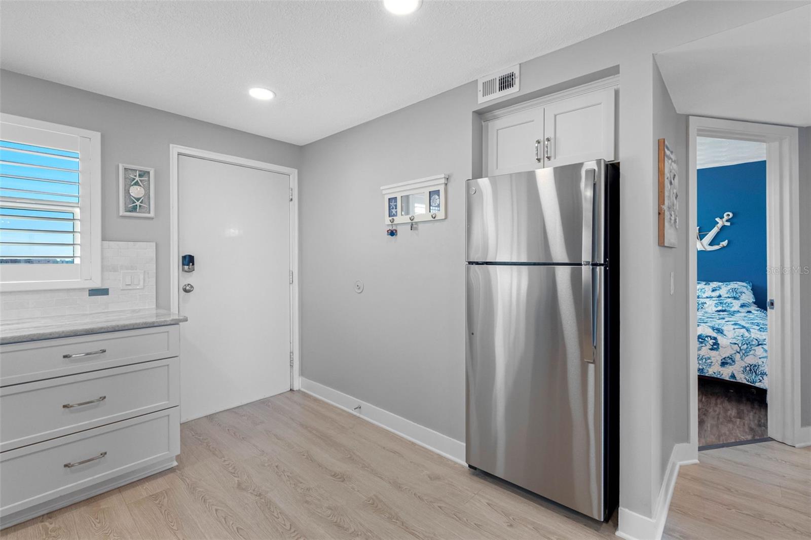 ... Kitchen Photo # 6. All New Appliances.. Split Bedroom Floorplan For Privacy.. Guest Bedroom Behind Kitchen.. 2nd Bathroom to Right of Guest Bedroom. 2nd Bathroom also services Common Area.