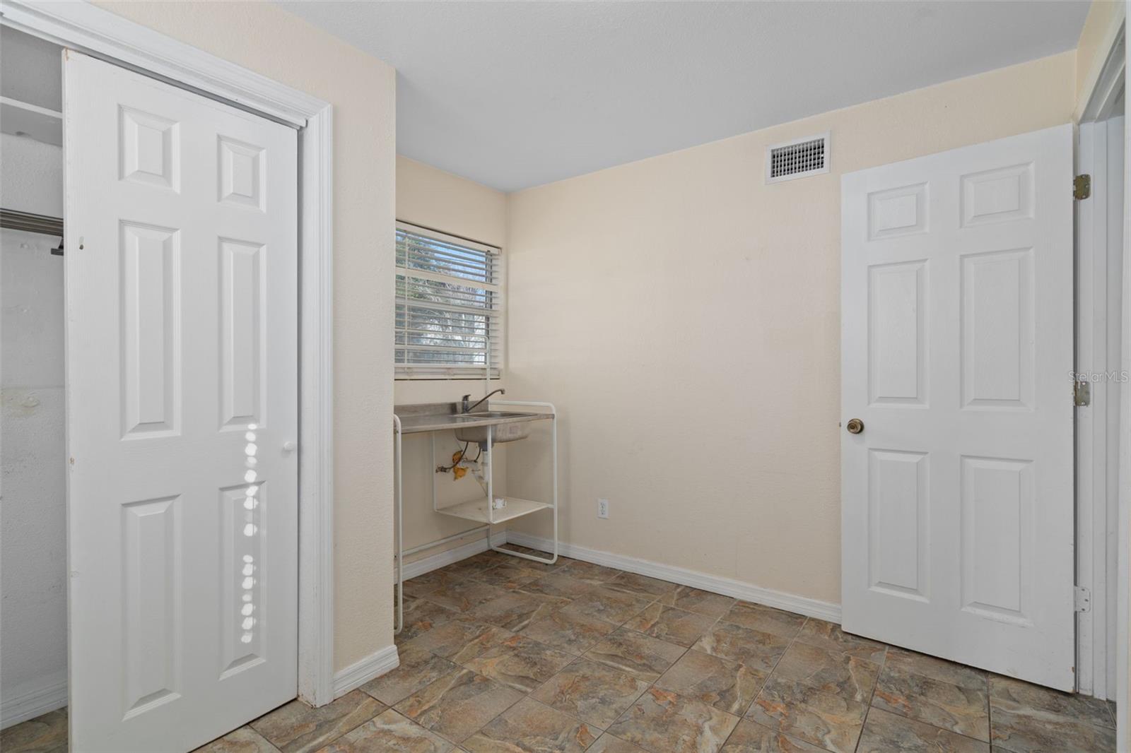 Bedroom 11'1" x 9'4"