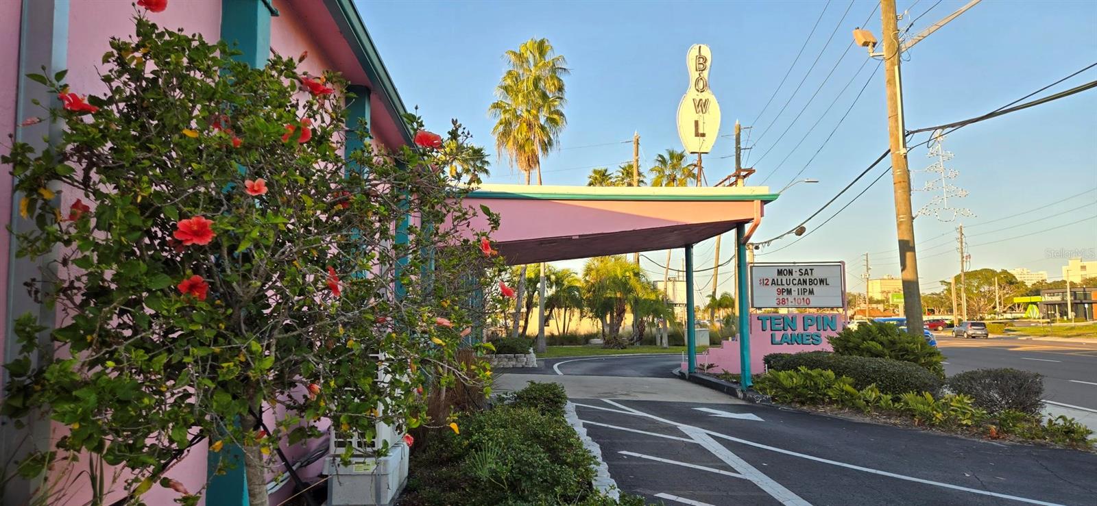 Historic Ten Pen Lanes in South Pasadena.
