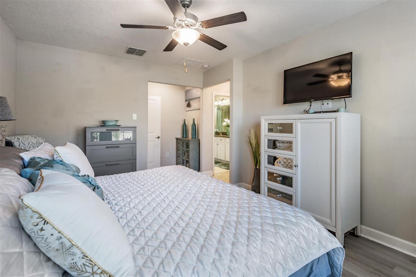 Ensuite bathroom for primary bedroom