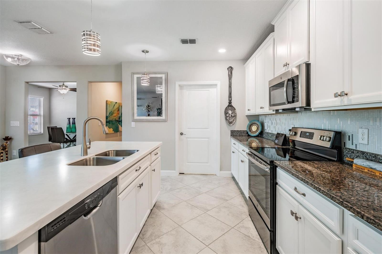 Plenty of room in this kitchen!